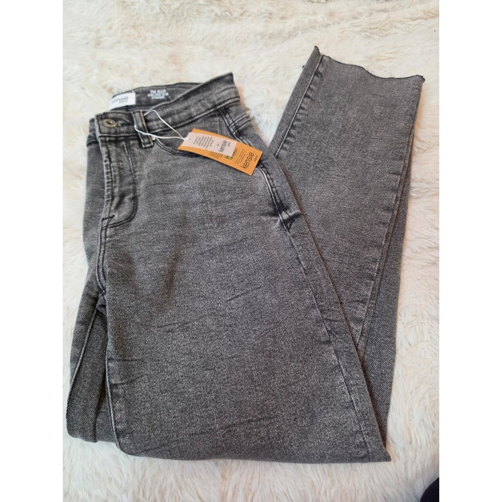 NWT Kensie The Allie High Rise Slim Straight Jeans Size 0 / 25 Gray Raw Hem